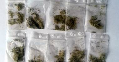 Stire din Eveniment : Străzile Constanței, invadate de drogați cu etnobotanice