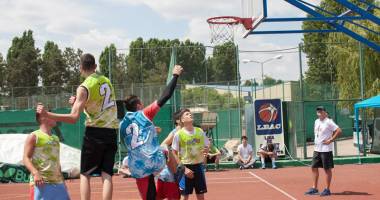 Stire din Sport : Streetball-ul revine la Constanța! Astăzi, ultima zi de înscrieri la Summer 3x3 Madness
