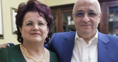 Stire din Politică-Administrație : Stroe Felix: "Am învățat și am muncit mult și din greu. Dar am dovedit că se poate!"