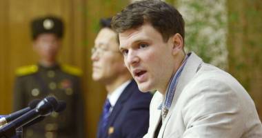 Stire din Actualitate : Coreea de Nord, somată de SUA să îl grațieze  pe studentul american