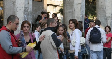 Stire din Social : Ce facultate e bine să faceți  ca să vă găsiți repede de muncă