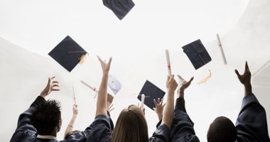 PROFESOR LA UNIVERSITATE, REŢINUT PENTRU LUARE DE MITĂ! Este vorba despre 31 de cazuri de corupţie