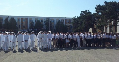 Galerie FOTO. Studenții promoției 2014 de la ANMB și-au luat la revedere de la profesori - 2