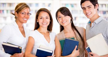 Stire din Cultură-Educație : Studenţii ovidieni pot primi certificate de voluntariat