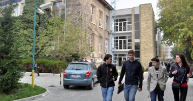 Stire din Cultură-Educație : Premii pentru studenții de la Inginerie Mecanică