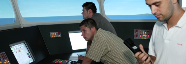Stire din Economie : Cadeții și tinerii ofițeri de marină vor naviga sub pavilionul României