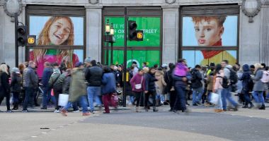 Stire din Actualitate : Opt din zece cumpărători renunţă la coşul de cumpărături de sărbători din cauza stresului și a frustrării