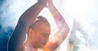 Stire din Eveniment : Stupefiantele la festival. De ce preferă tinerii să consume droguri