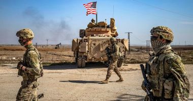 Stire din Actualitate : SUA anunţă reducerea la jumătate a efectivelor militare din Siria