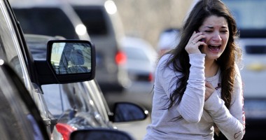 Stire din Actualitate : Cine este autorul masacrului din școala primară din Connecticut