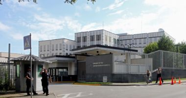 Stire din Actualitate : SUA își închid ambasada de la Kiev și își transferă diplomații rămași la Lvov
