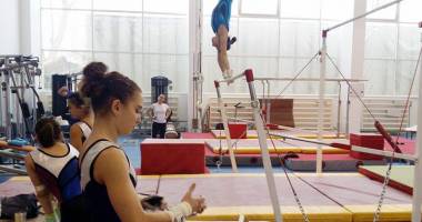 Gimnastele au început pregătirea pentru turneul de calificare la Jocurile Olimpice - 2
