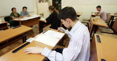 Stire din Cultură-Educație : Evaluare națională 2013 / 98 de elevi din CONSTANȚA au absentat