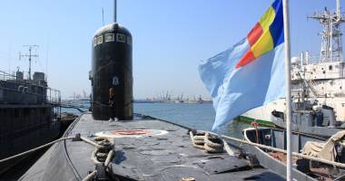 Delfinul, submarinul "pedepsit" să uite adâncul mării / Galerie foto - 8