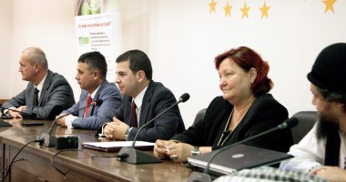 Stire din Economie : Subvenția pe suprafață va fi condiționată în procent de 30% de respectarea unor norme de protejare a mediului înconjurător