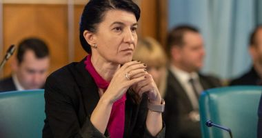 Stire din Economie : Companiile cărora le-a scăzut cifra de afaceri cu 10% pot primi subvenții