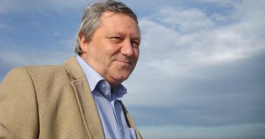 Stire din Cultură-Educație : Profesor constănţean, premiat la Concursul naţional de creativitate didactică