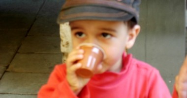 Stire din Diverse : Suc de mere sau lapte?