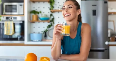 Stire din Sănătate : Băuturi care pot susține sănătatea oaselor și prevenirea pierderii densității osoase