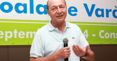 Traian Băsescu: 