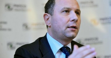Stire din Politică-Administrație : "Sunt convins că, în premieră, vom avea europarlamentari"