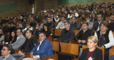 Sunt tineri care cred că vor câștiga banii ușor, dacă se fac marinari. Uitați acest lucru! - 7