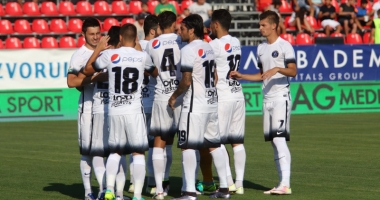 Stire din Sport : Supărare la FC Viitorul. Hagi: "Trebuie să curățăm vestiarul!"