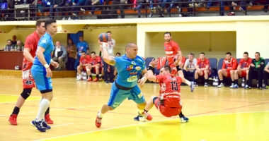 Stire din Sport : Supercupa dintre HC Dobrogea și Dinamo se dispută în Sala Polivalentă din Capitală