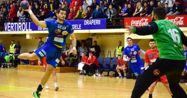 Stire din Sport : Mergem la București! Suporterii constănțeni, alături de HC Dobrogea Sud
