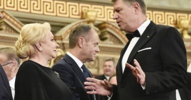 Stire din Politică-Administrație : Ce se întâmplă cu propunerile de miniștri interimari? Discuții telefonice între Iohannis și Dăncilă
