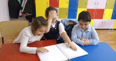 "Te văd, te aud!" Mai multă grijă pentru cei din jur - 2