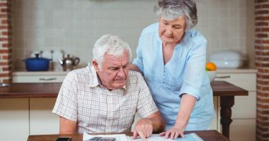 Stire din Social : Disperare în rândul pensionarilor! După o viață de muncă, sărăcia îi împinge să-și caute iar de lucru