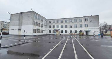 Stire din Cultură-Educație : S-a dat alarma printre părinți! Elevi de la Școala nr. 37, împrăștiați la cinci unități de învățământ