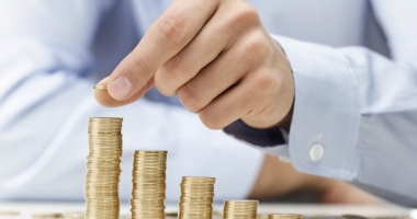 Stire din Social : Pensiile viitoare, tăiate! Salariul minim, mărit cu 100 de euro