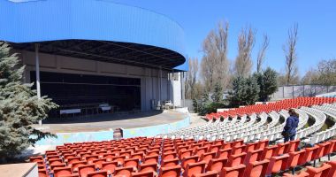 Stire din Cultură-Educație : Se redeschide Teatrul Soveja! Ce evenimente estivale va găzdui