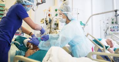 Stire din Social : Are Constanţa nevoie de o secţie specială de arşi? „Se tot discută de 15-20 de ani!”