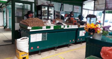 Stire din Economie : Constănţenii, sfătuiţi să cumpere de la producătorii locali. Dar unde sunt aceştia?