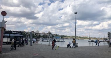 Stire din Social : România revine la normalitate. Fără mască şi fără restricții de noapte, din weekend
