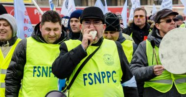 Stire din Eveniment : Cu susul în jos! Polițiștii preferă să patruleze pe străzi, în loc să rezolve dosare penale!