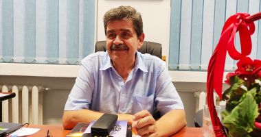 Stire din Cultură-Educație : De vorbă cu scriitorul Radu Paraschivescu despre primul director al Școlii nr. 29 din Constanța