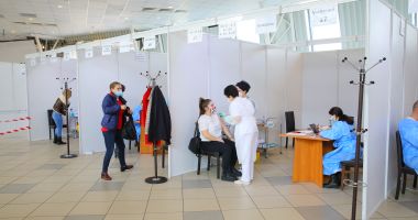 Stire din Social : Doza a treia de ser împotriva COVID-19. Unde vă puteţi vaccina, în judeţul Constanţa