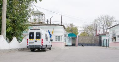 Stire din Eveniment : Proiectul pilot de la Poarta Albă s-a încheiat. Ce soartă vor avea "mascații" din penitenciare?