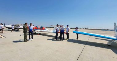 Stire din Eveniment : Peste 20.000 de persoane sunt aşteptate la Constanța Black Sea Air Show. "Promitem o zi de poveste, cu surprize pentru toate vârstele"