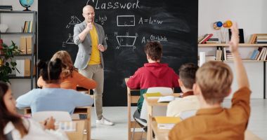 Stire din Cultură-Educație : "Ciopârțirea" în module a învățământului a afectat grav evaluarea justă a elevilor