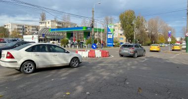 Stire din Social : Nemulțumirile din traficul constănțean se țin lanț! "Aproape zilnic sunt accidente în intersecția aceasta"