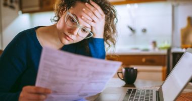 Stire din Social : Ţepe cu medicamente. "Comerţul online începe să devină o problemă urâtă"