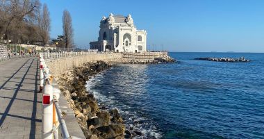Stire din Social : Malurile din zona Cazinoului necesită intervenții urgente! "Lucrurile se vor înrăutăți"
