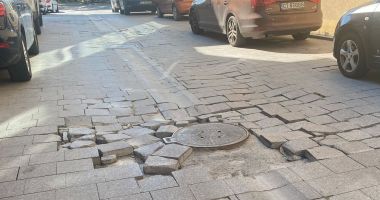 Stire din Social : Centrul vechi al Constanţei, între promisiune şi paragină. Pavajul din Peninsulă se degradează pe zi ce trece