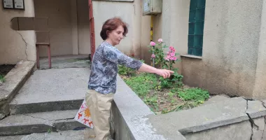 În Faleză Nord, constănțenii trăiesc îngroziți de pericolul de sub ferestre