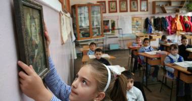 Stire din Cultură-Educație : Ultimele vești despre ora de religie